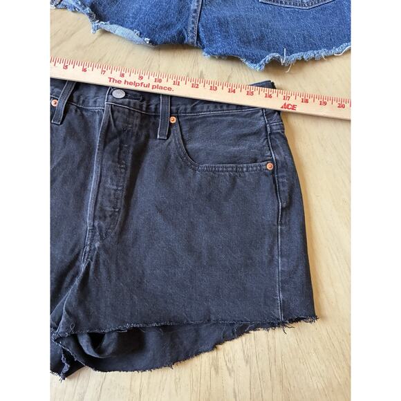 Levi's 501 Button Fly Womens Jean Shorts Sz 31 Denim & Black MSRP $59 Lot Of 2 - Picture 13 of 16